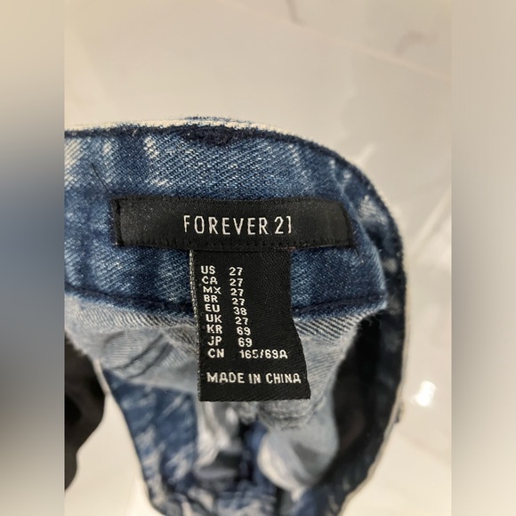 Distress Jeans Shorts - Size 27 - Picture 3 of 3